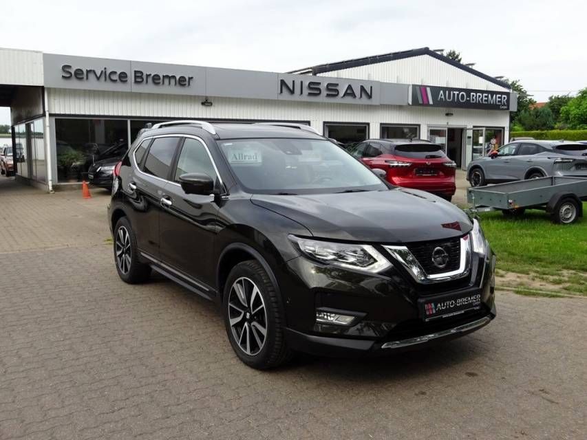 Fahrzeugabbildung Nissan X-Trail 2,0 dCi  Automatik  Tekna 4*4 AHK
