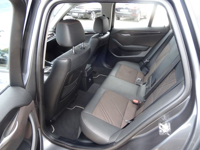 Fahrzeugabbildung BMW X1 18 i sDrive/Navi/PDC/Automatik/2.Hd/Top-Zusta
