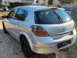 Opel Astra H 1.6 BENZIN AHK TEMPOMAT - gebrauchte Opel Astra aus dem Jahr 2008