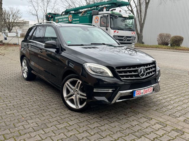 Mercedes-Benz ML 350 CDI BlueTec*Voll*Luckenhaftscheckeft*Pano