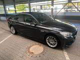 BMW 530d GT xDrive LCI-Version mit M-Sportpaket - schwarze BMW 530 Gran Turismo