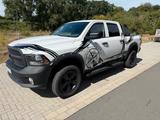 Dodge RAM 1500 5,7 LPG Crew Cap Bügel Trittbretter - Dodge RAM mit LPG-Antrieb: Geländewagen, 5.7