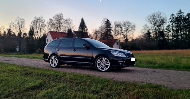 Skoda Octavia Combi 2.0 TDI RS, (Euro 5), Top Gepflegt