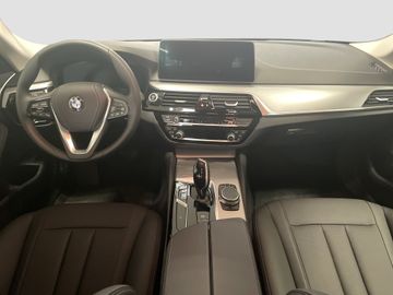 BMW 520 - 9