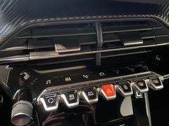 Fahrzeugabbildung Peugeot 2008 1.2 PureTech GT-Line LED ACC Pano Navi 1.Hd