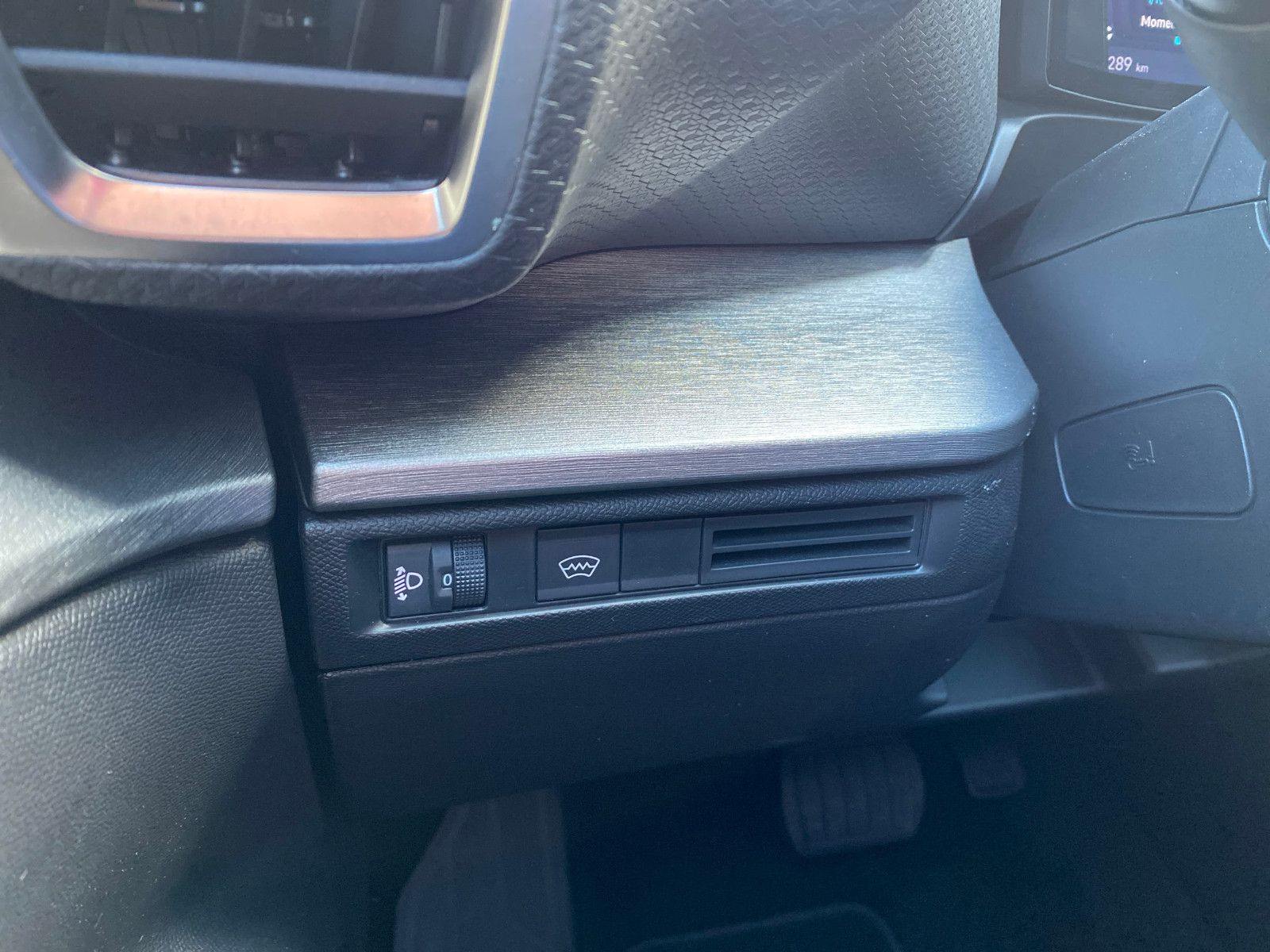 Fahrzeugabbildung Citroën C5 X 130 Automatik FEEL PACK *ACC*Navi*19Zoll*