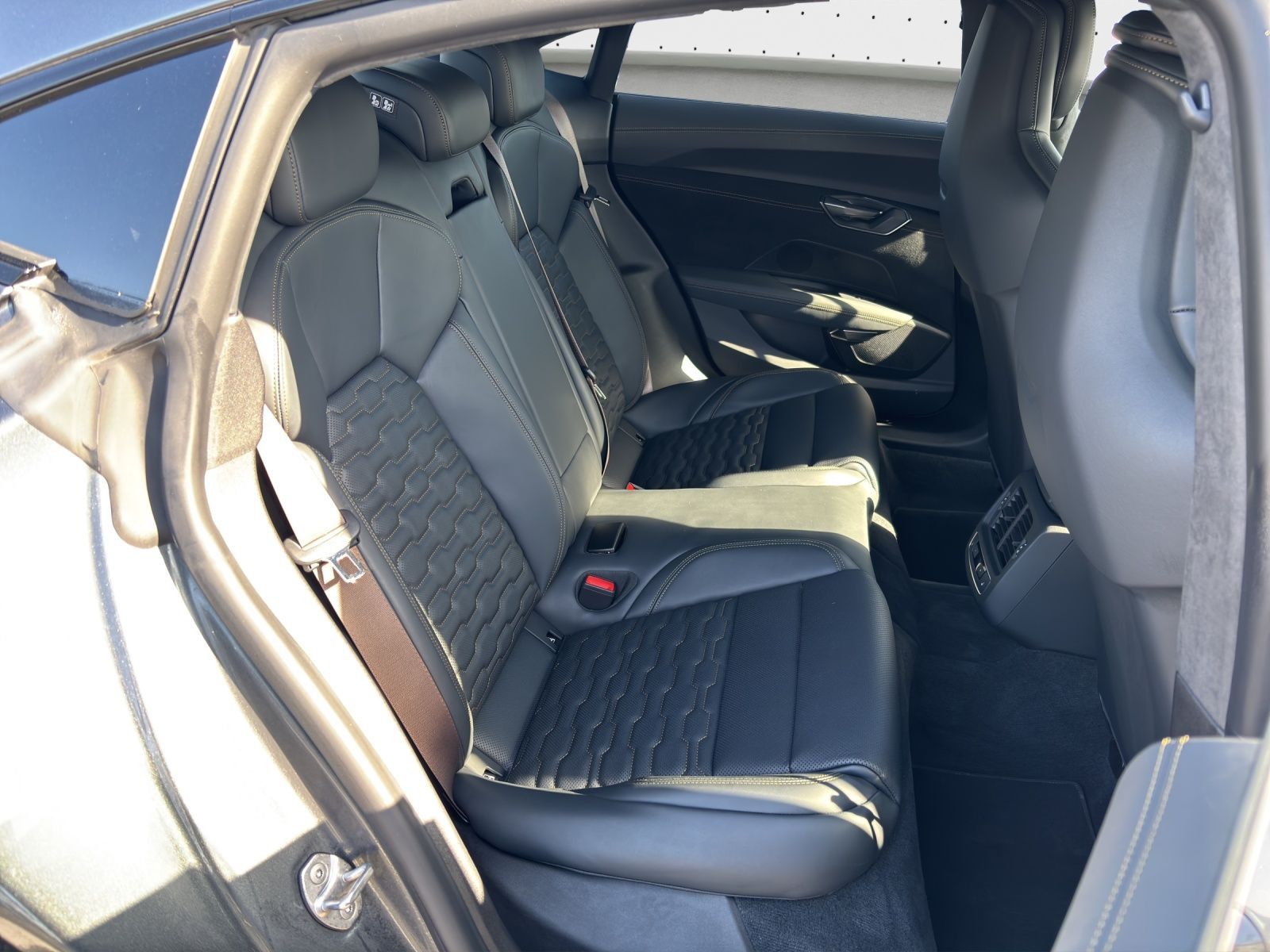 Audi RS e-tron GT - Bild 13