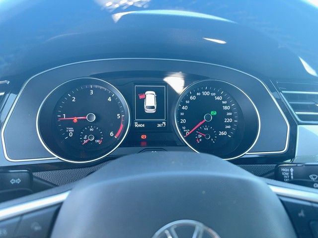 Passat Variant TDI Business Navi AHK ACC LED