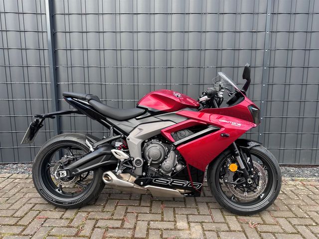 Triumph Daytona 660 inkl. Quickshifter