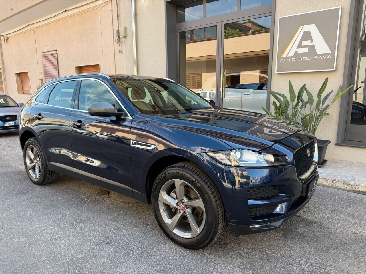 Jaguar F-Pace - 1