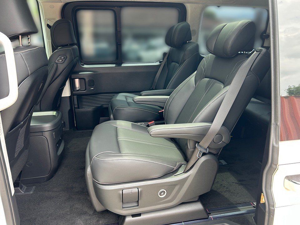 Fahrzeugabbildung Hyundai STARIA HEV 7SITZER 1.6T 6AT SIGNATURE PANO BOSE+