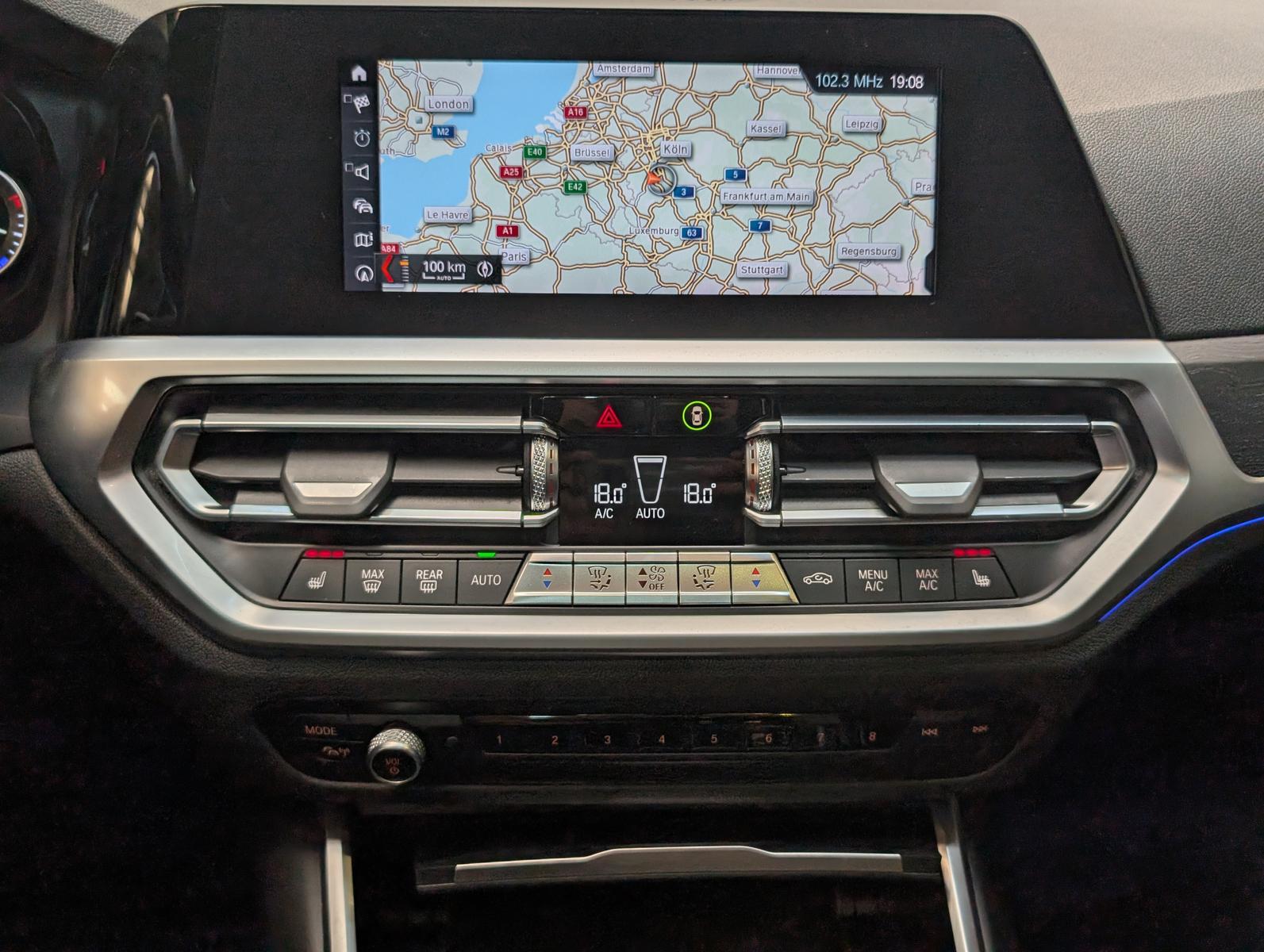 BMW 3 Series i M Sport Navi Shadow*HUD*LED*TEMPO*PANO*AHK, миниатюра 23