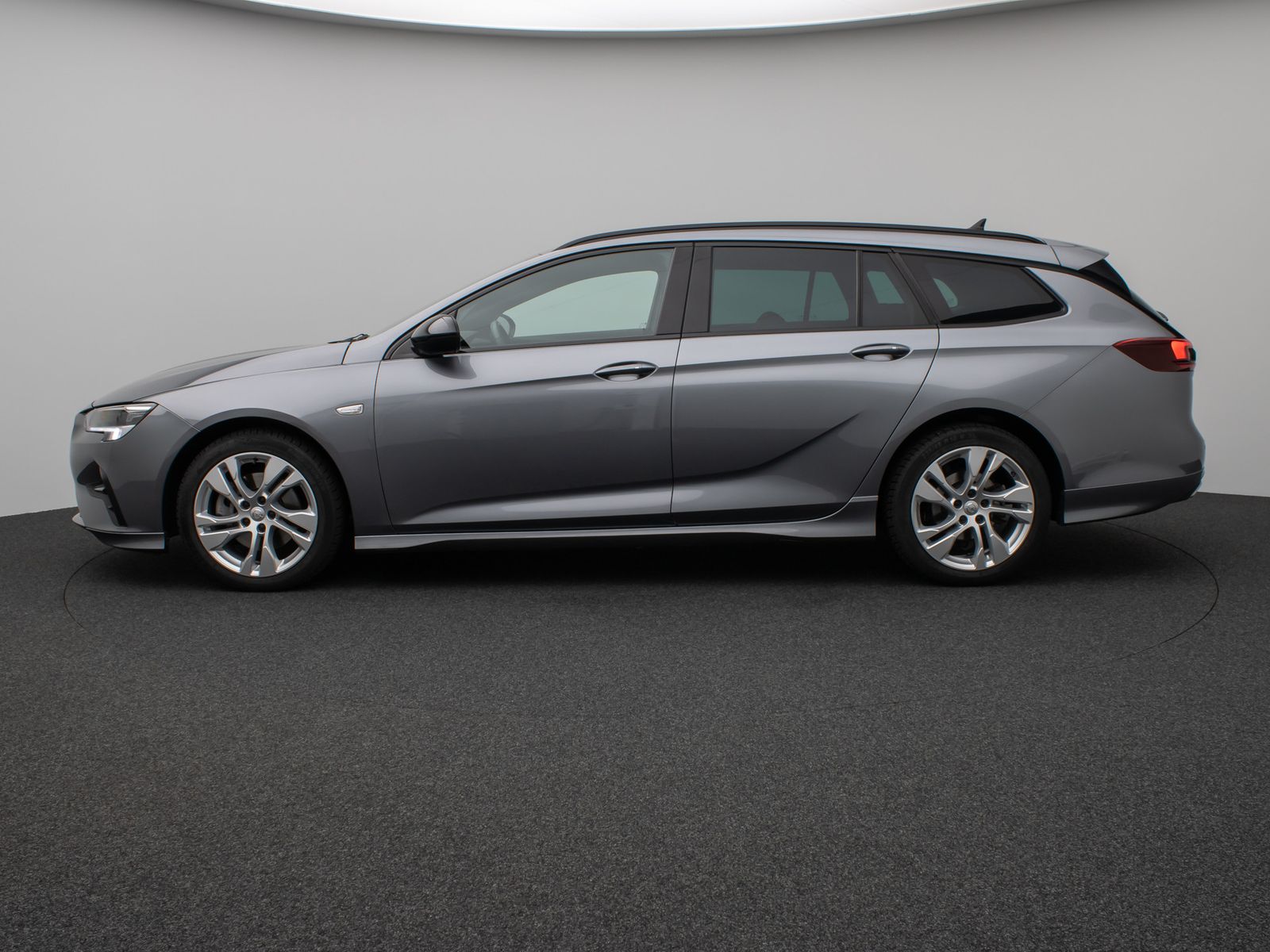 Fahrzeugabbildung Opel Insignia B Sports GSLine Plus 4x4 Kamera HUD AHK
