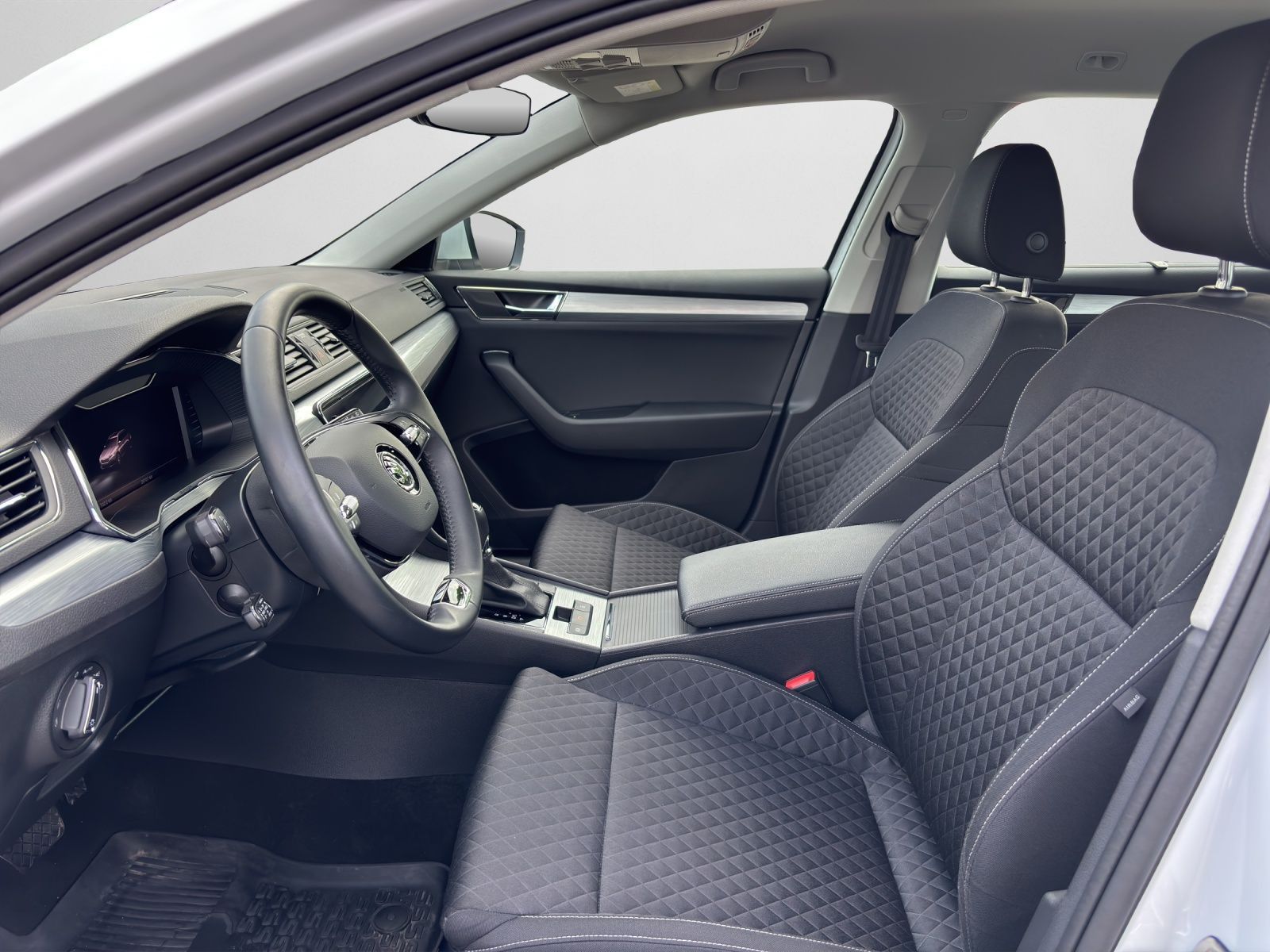Skoda Superb - Bild 13