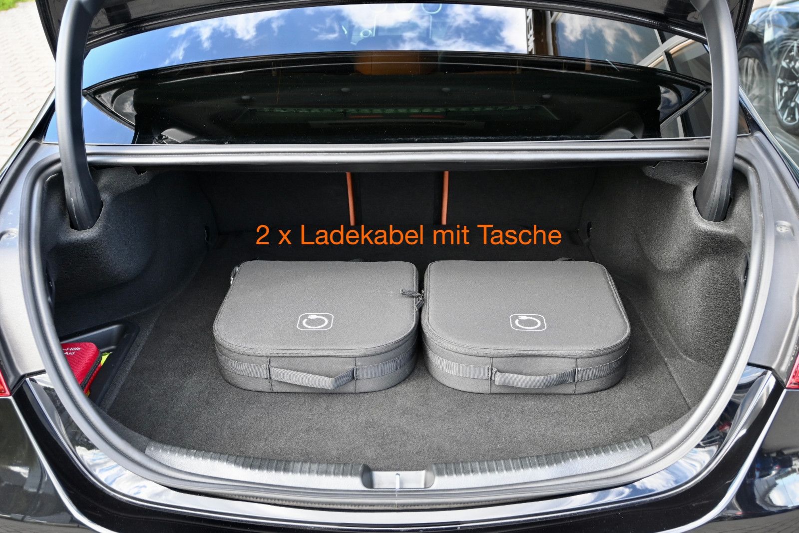 Fahrzeugabbildung Mercedes-Benz C 400 e 4M. NIGHT °ACC°AHK°HUD°MEMO°PANO°SITZKLI