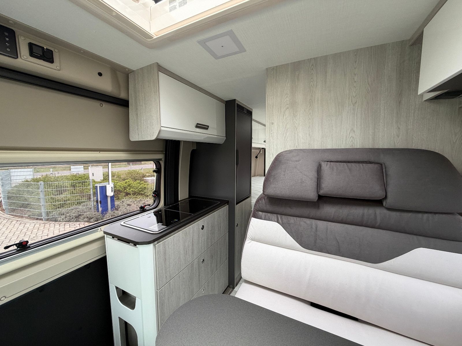 Fahrzeugabbildung Roller Team Livingstone Sport Duo - 7.049€ sparen!