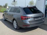 Skoda Superb iV Combi 1.4 TSI DSG STYLE AREA+18"+ASSIS - Skoda Superb: Combi Dsg