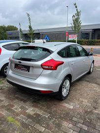 Ford Focus - 4