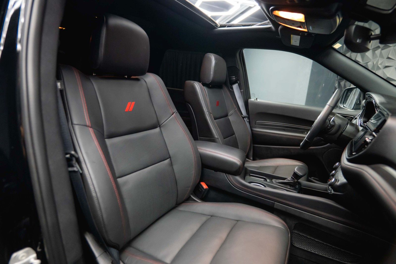Fahrzeugabbildung Dodge Durango 3.6 V6 GT 4x4 Night-Paket SRT PREMIUM+