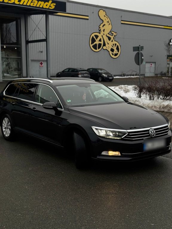 Image of Volkswagen Passat