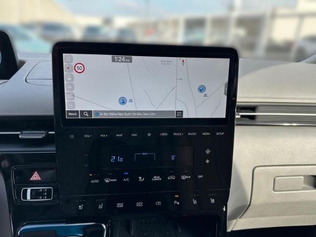 Fahrzeugabbildung Hyundai STARIA Signature 4WD 7-Sitzer Navi AHK Leder Dig