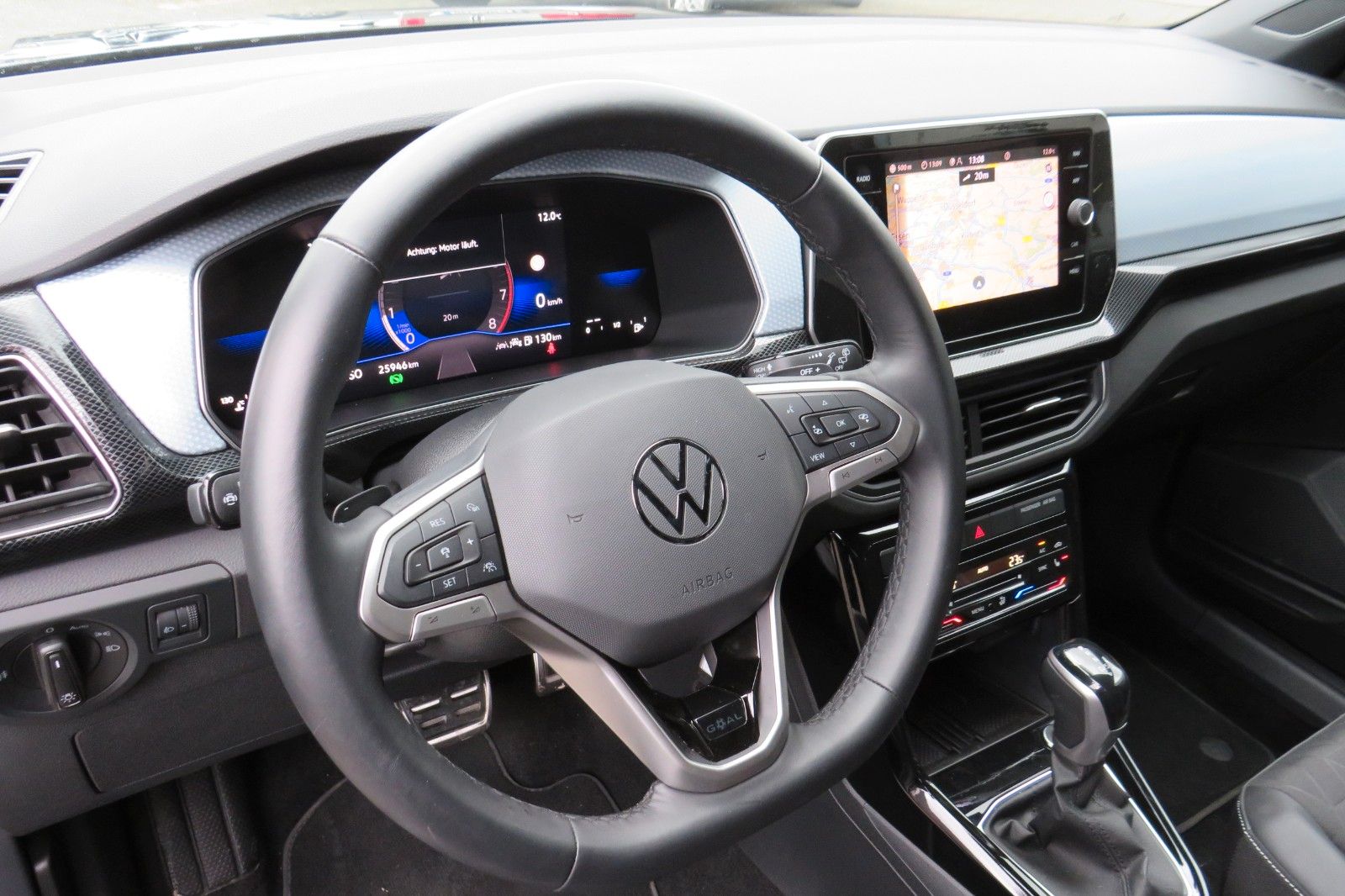 Fahrzeugabbildung Volkswagen T-CROSS DSG GOAL AHK PDC NAVI ASSISTENT-PA. 1.HD