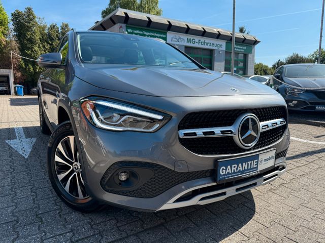 Mercedes-Benz GLA 200 STYLE LEDER AUTOMATIK PANO KAMERA