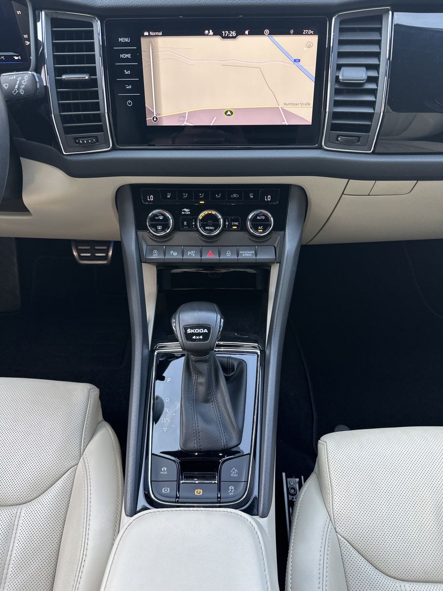 Fahrzeugabbildung SKODA Kodiaq 2.0 TDI L&K 4x4 NAV+MATRIX+ACC+KAMERA+AHK