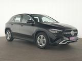Mercedes-Benz GLA 180 LED|Nav|Rückfahrkamera|Sitz-Komfort-Pake - Mercedes-Benz GLA 180 in Düsseldorf