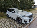 BMW iX1 xDrive30 - Sport, HUD, AHK, Driving A. Plus - BMW iX1 von privat