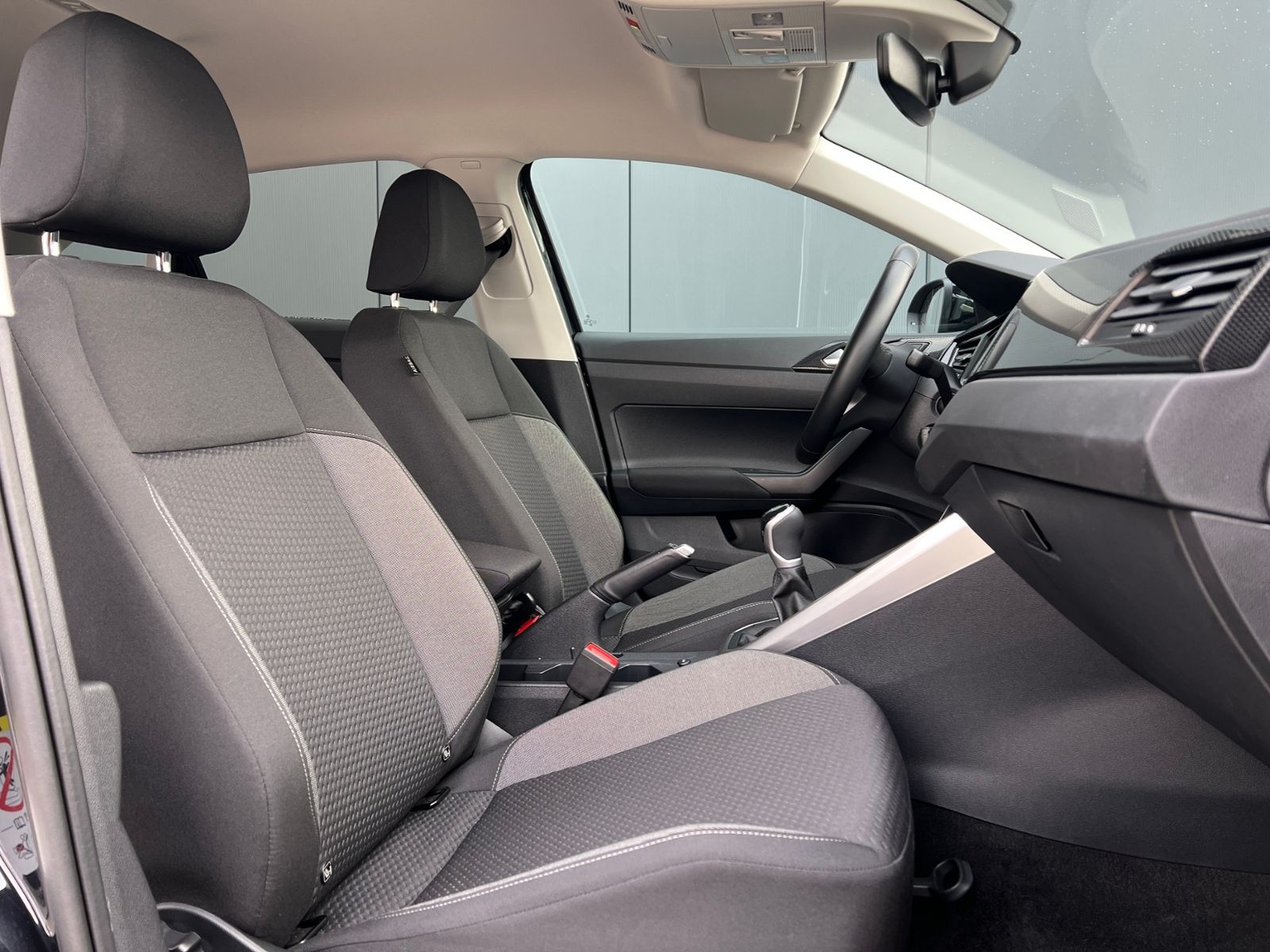 Fahrzeugabbildung Volkswagen Taigo 1.0 TSI Life *Rückfahrkamera, Einparkhilfe