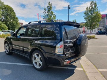 Mitsubishi Pajero 3.2 DI-D Dakar V60 im Kundenauftrag!