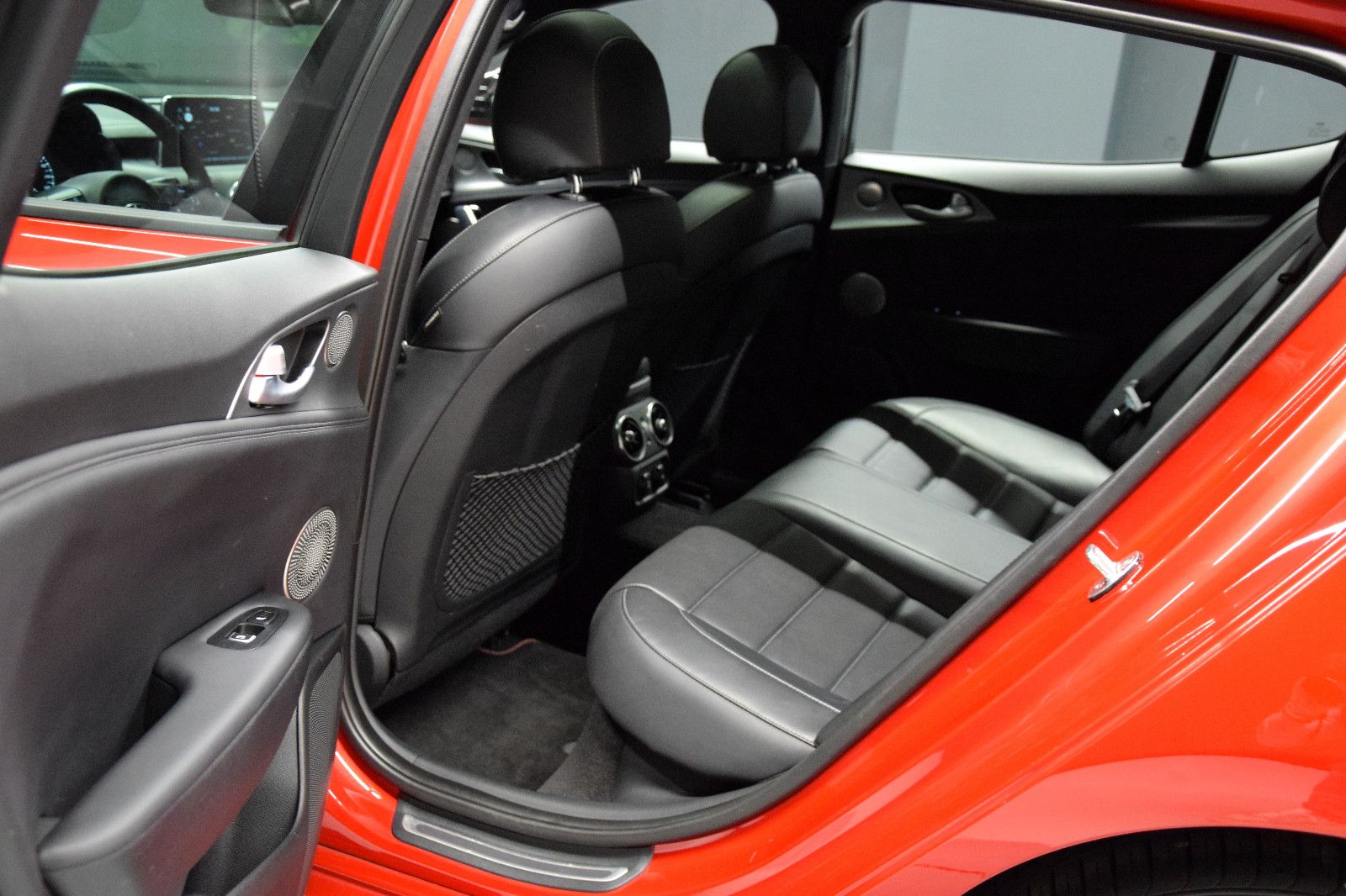 Fahrzeugabbildung Kia Stinger GT 4WD Pano Sitzbelü. Leder HuD h/k ACC