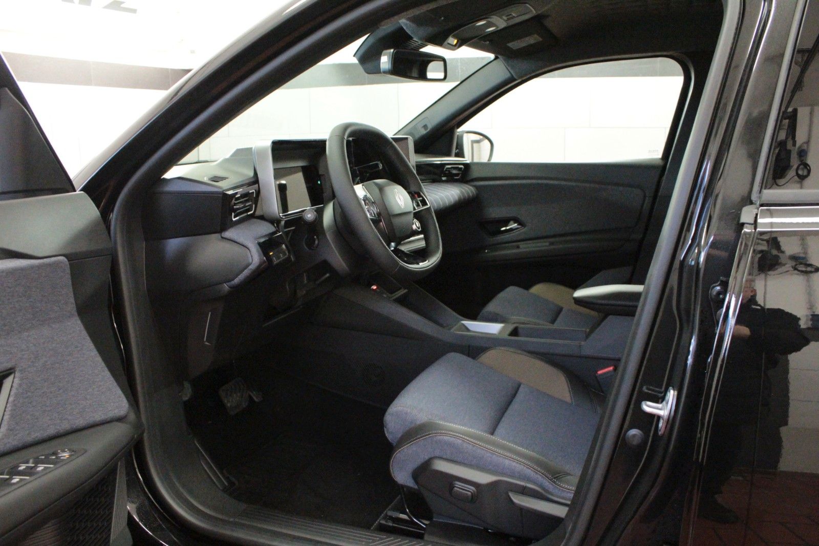 Fahrzeugabbildung Renault R 5 E-Tech 100% elektr. Techno 150 Comfort Range