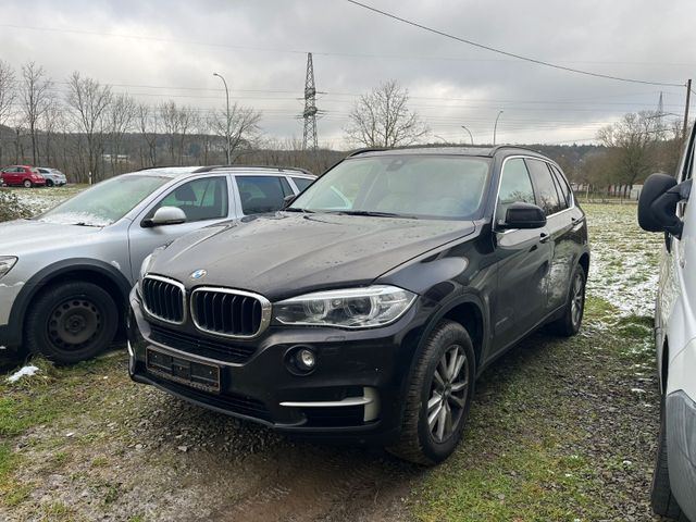 BMW X5 xDrive 25 d  7Sitz (Problem Moteur)