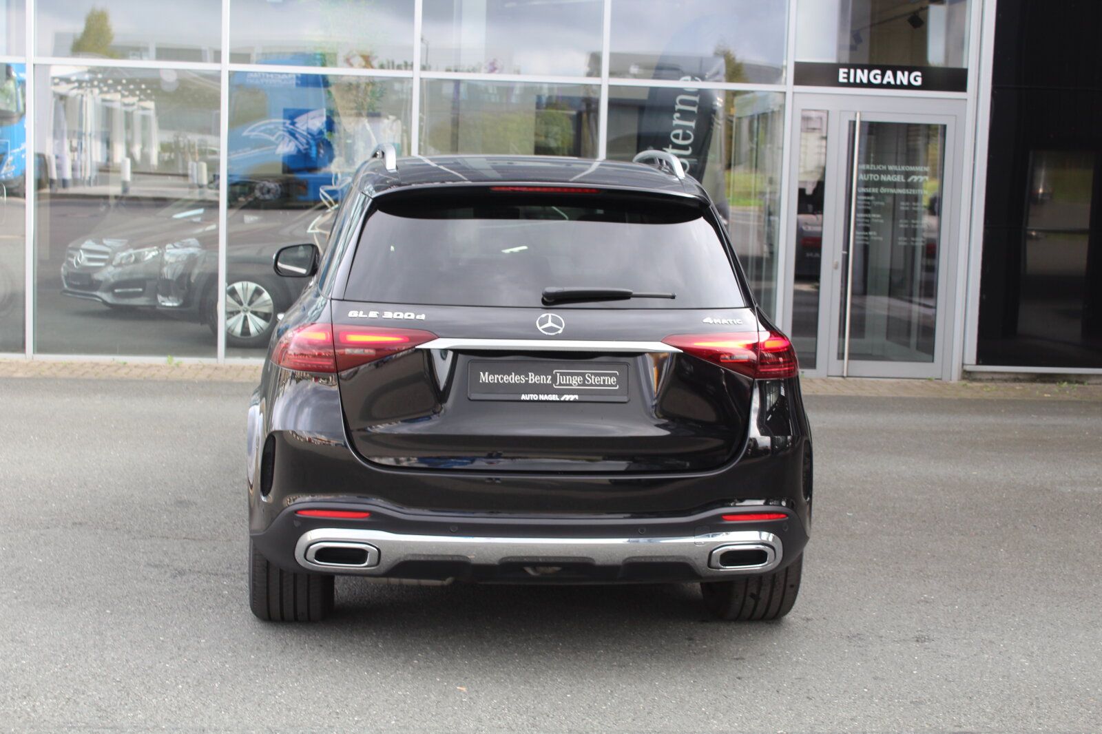 Mercedes-Benz GLE 300 d 4M AMG AHK PANO BURMESTER MULTIBEAM foto 3
