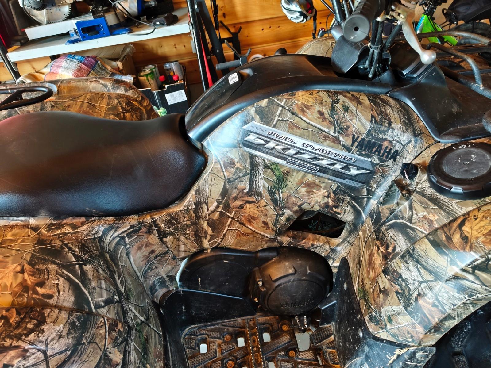 Yamaha Grizzly 2013 — rear view