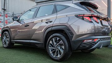 Fahrzeugabbildung Hyundai Tucson 1.6 T-GDI  Select NAVI|SHZ|LHZ|LED|KAMERA