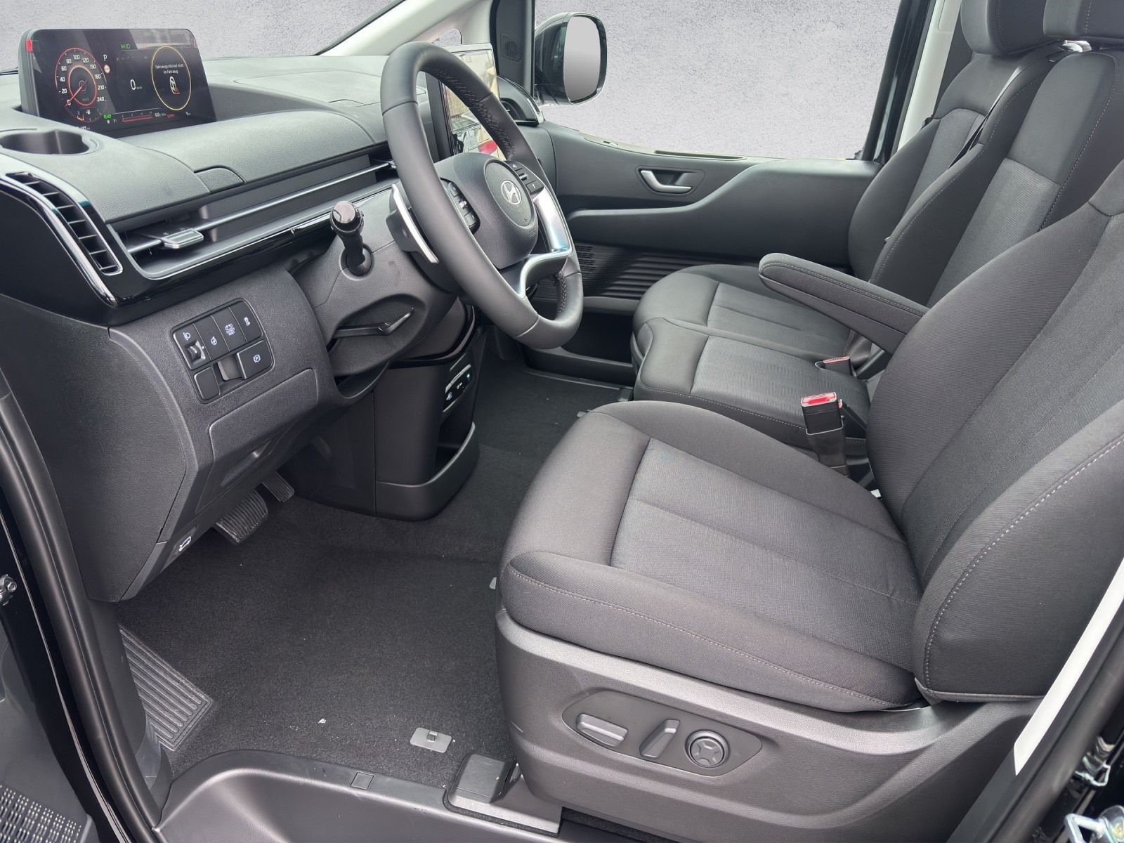 Hyundai Staria – Bild 6