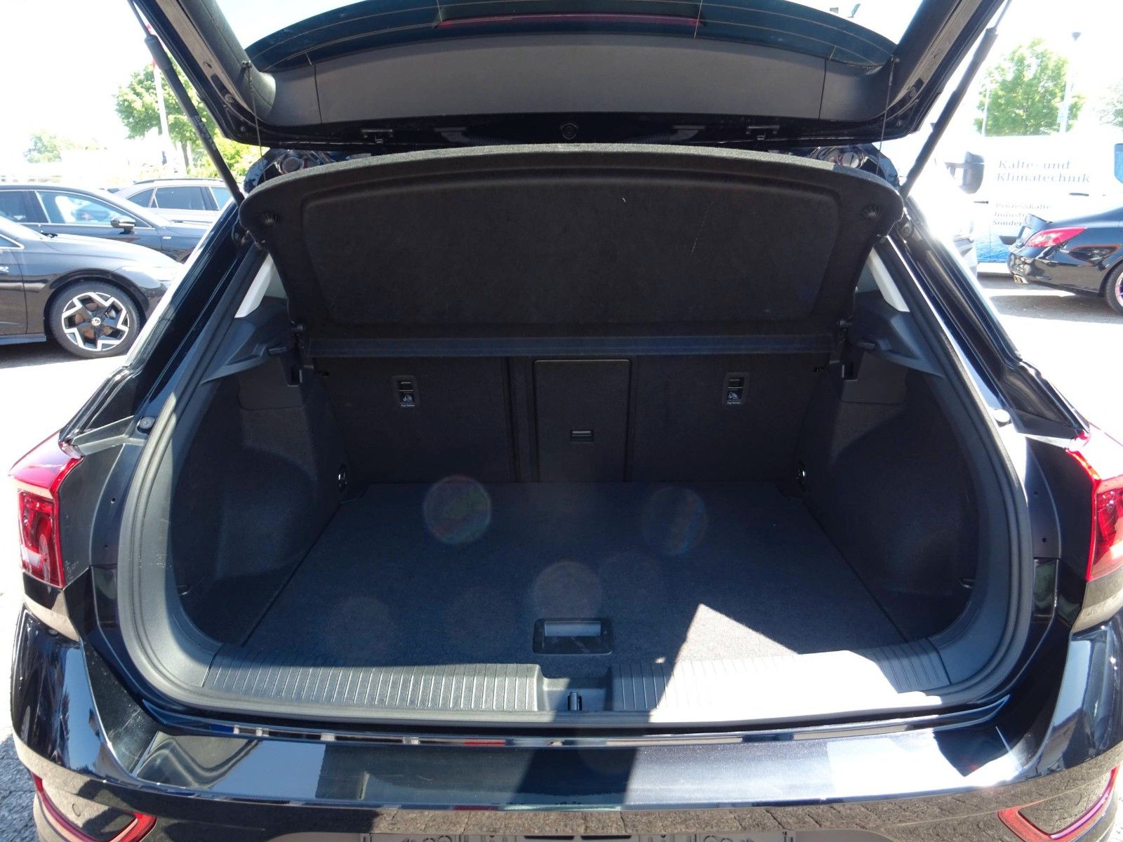Volkswagen T-Roc 1.0 TSI Life Virt Led Navi/App PDC SHZ foto 23
