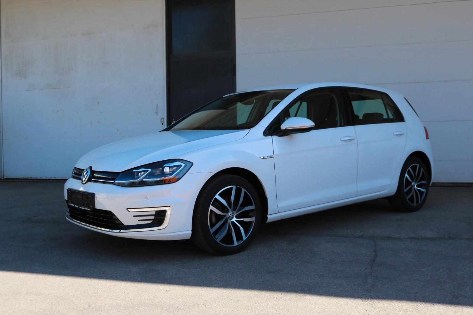 Volkswagen Golf VII Lim. e-Golf*COMFORTLINE*Navi.*LED*