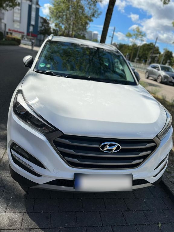 Image of Hyundai TUCSON