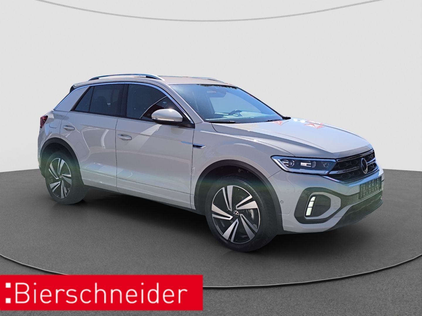 Volkswagen T-Roc 1.5 TSI DSG R-Line LED RFK PARK-ASSIST imagem 3