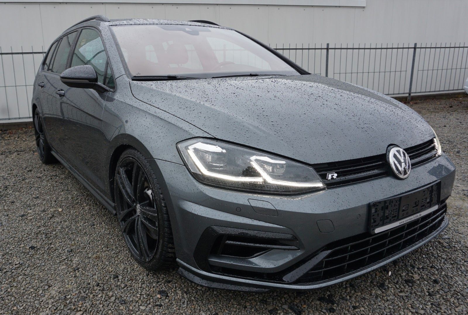 Fahrzeugabbildung Volkswagen Golf VII Variant R-line 4M,Navi,LED,SH,ACC,Kamer