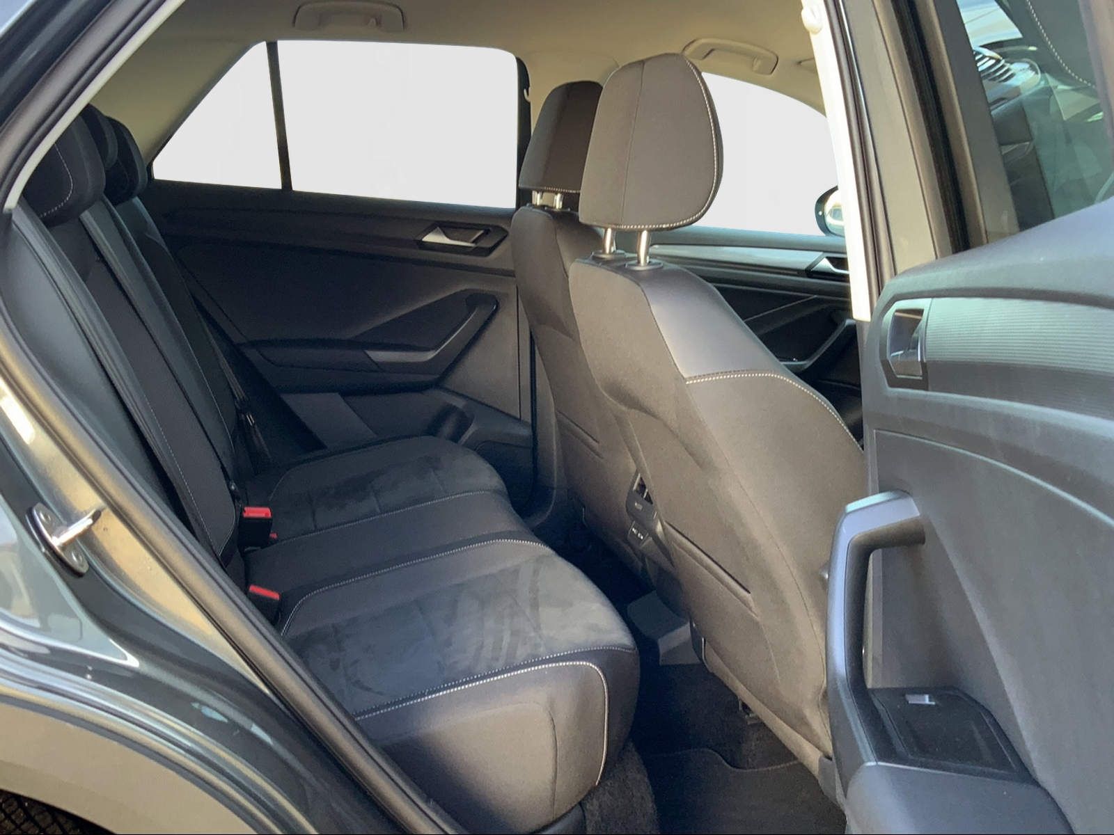 T-Roc 1.5 TSI Style AHK,NAV,LED+,SHZ,PDC.