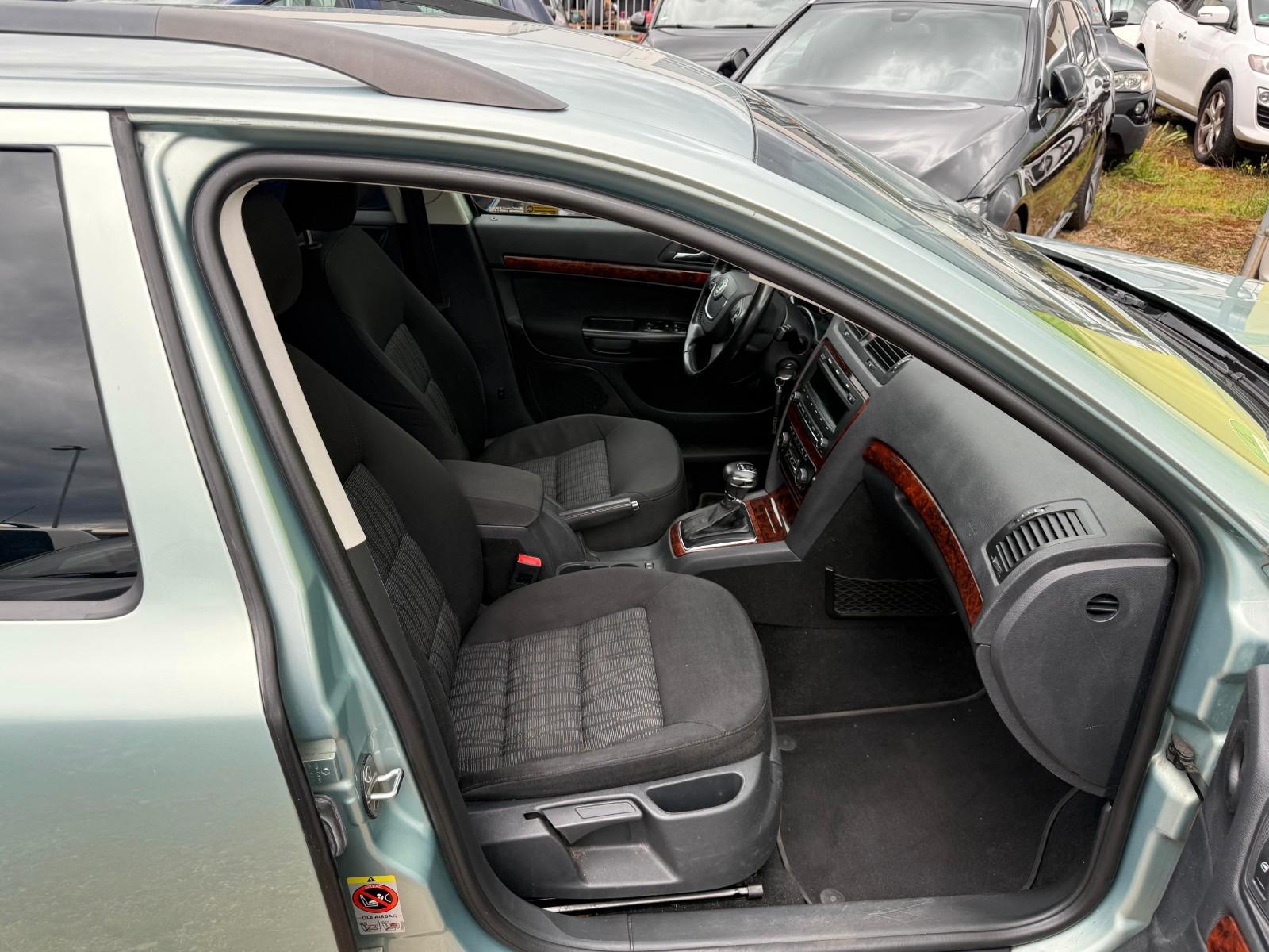 Skoda Octavia 2009 — photo 11
