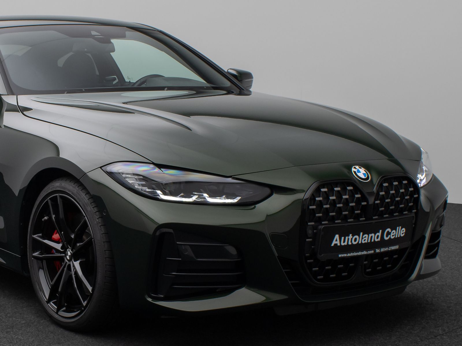 Fahrzeugabbildung BMW M440i  Coupé Kamera DAB H/K Fernlichtassist 19"