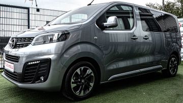 Fahrzeugabbildung Opel Zafira Life 2.0 Edition M AHK|180°KAMERA|HUD