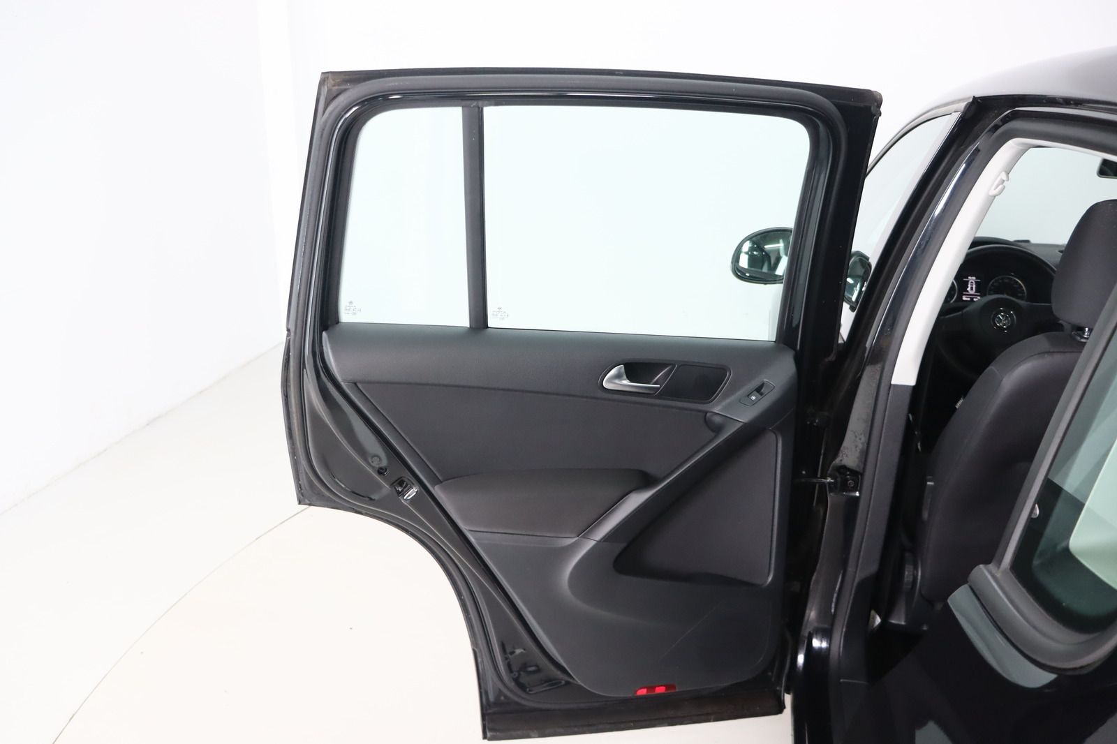 Fahrzeugabbildung Volkswagen Tiguan 1.4 TSI * HU/AU 09.2027