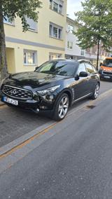 Infiniti Infinti FX30D / TÜV 02.2028 / Vollausstattung - schwarze Infiniti FX